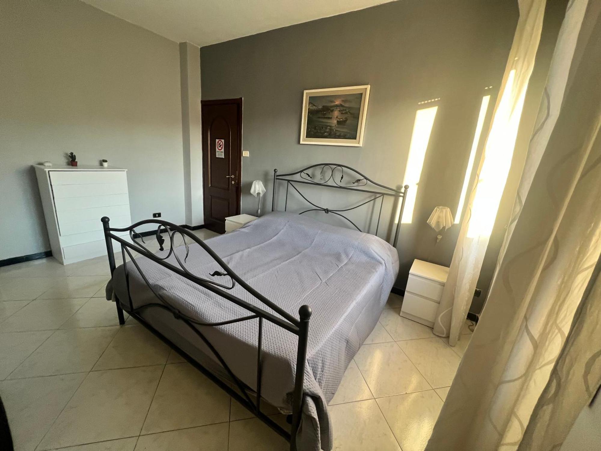 Napoli Rooms * Naples